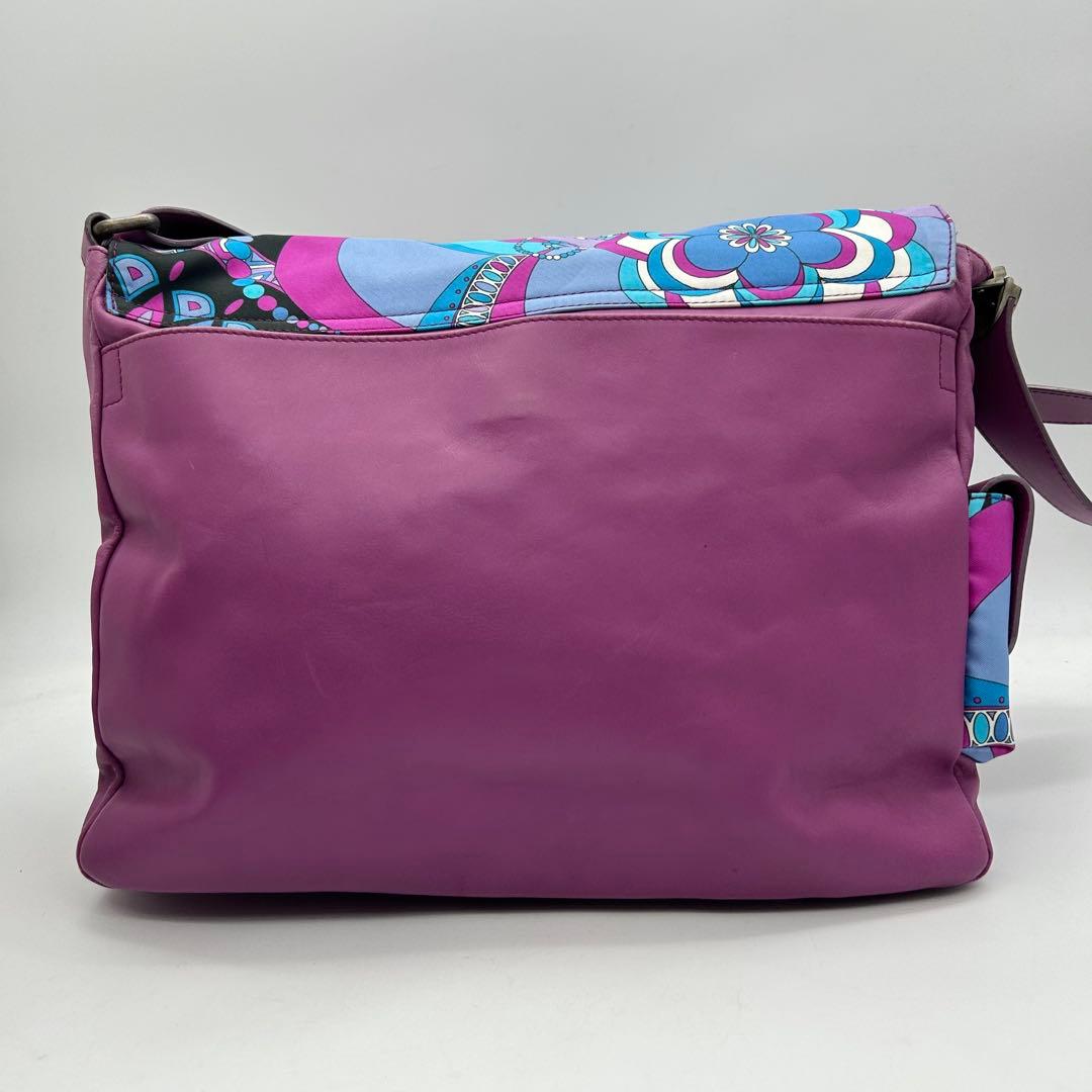 良品　エミリオプッチ　ショルダーバッグ　フラップ　花柄　青　紫　A4　斜め掛け