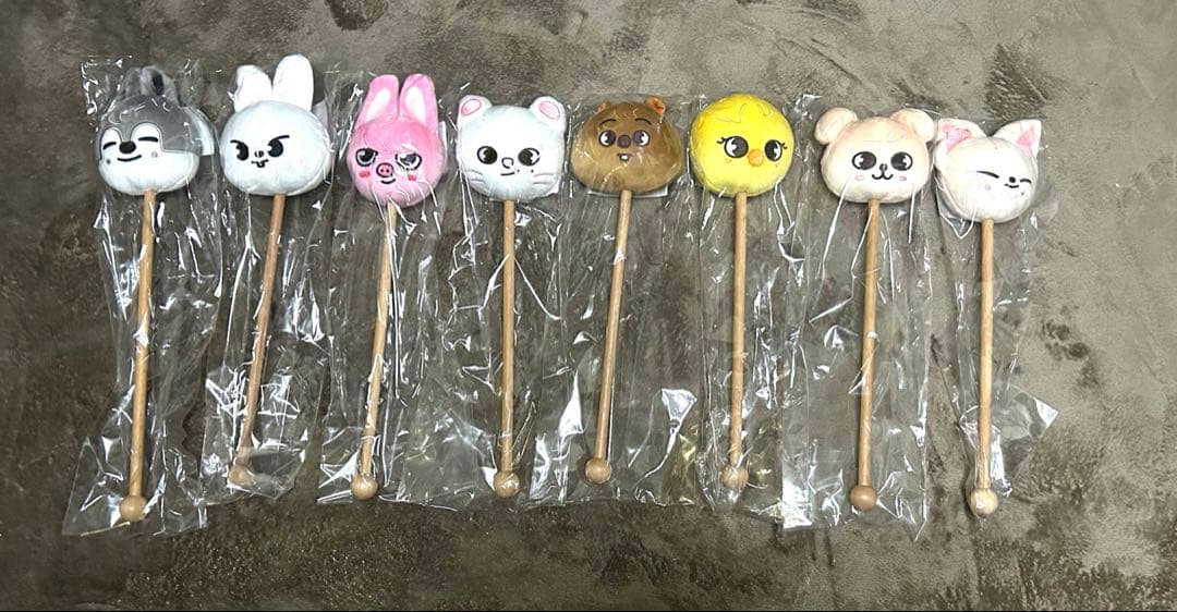 Straykids スキズSKZOO 肩たたき棒 コンプ SKZOO x STRAY KIDS SHOULDER TAPPING STICK