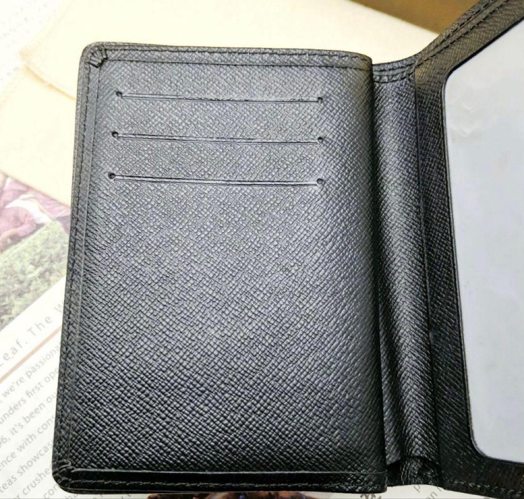 ルイヴィトン エピ ジョイ 二つ折り財布 黒 大人気　クリスマス