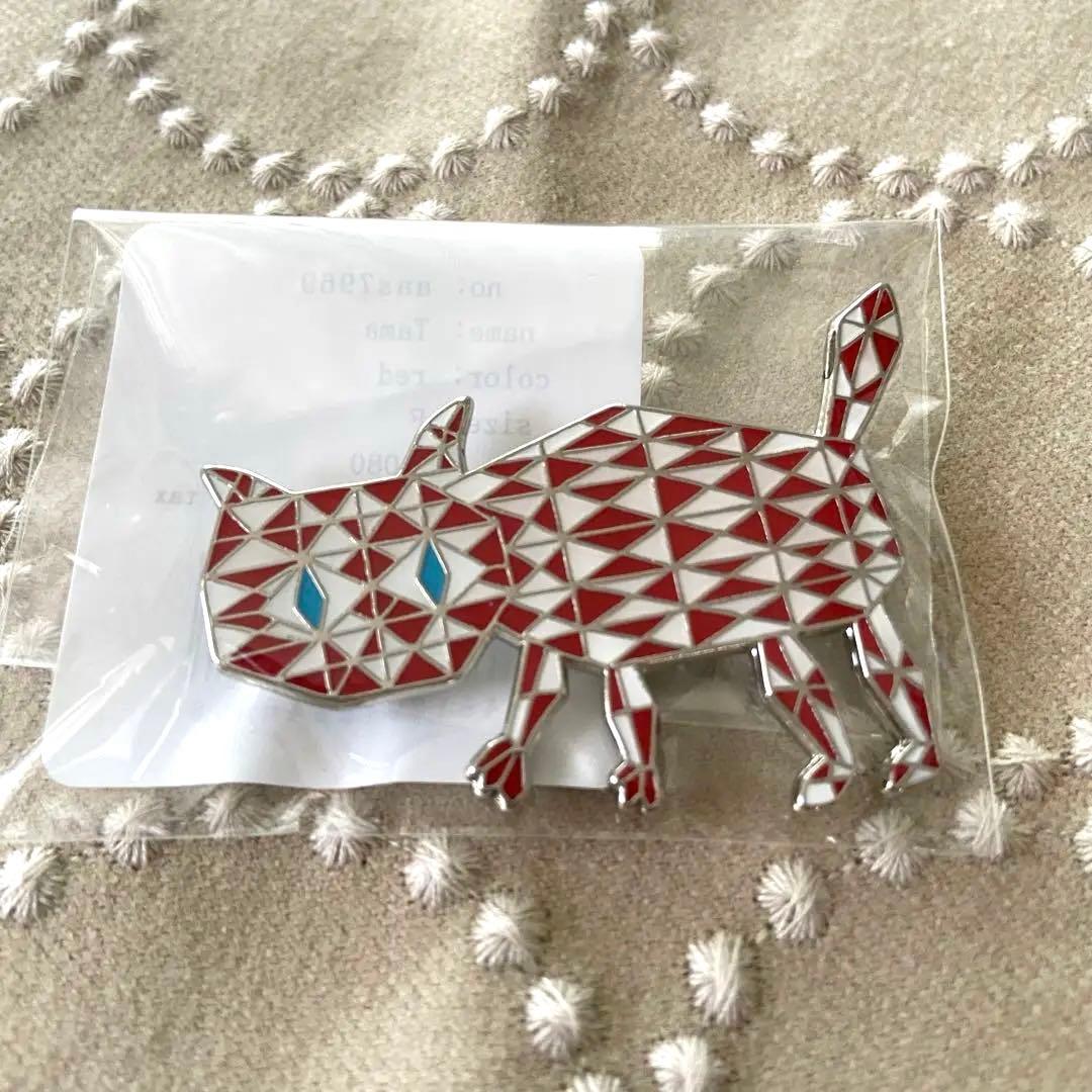 ミナペルホネン⭐︎tama ピンバッジ red