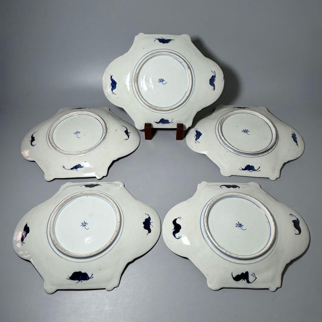 1800年代後期 古伊万里 色絵花蝶図変形中皿 五枚 柘榴に鳳凰 裏蝙蝠文