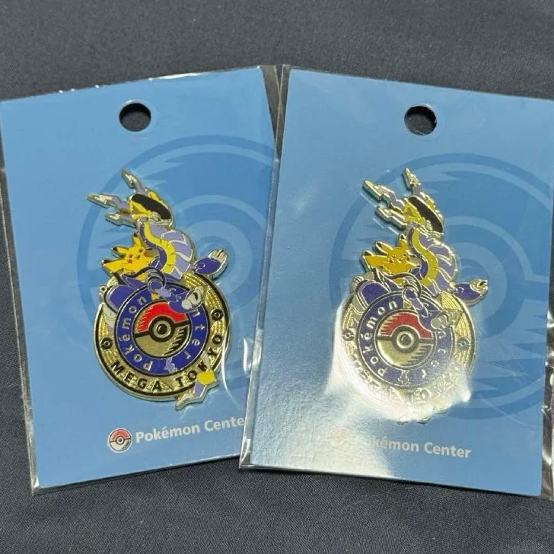ポケモンセンター メガトウキョー ミライドン ピカチュウ ロゴピンズ 2