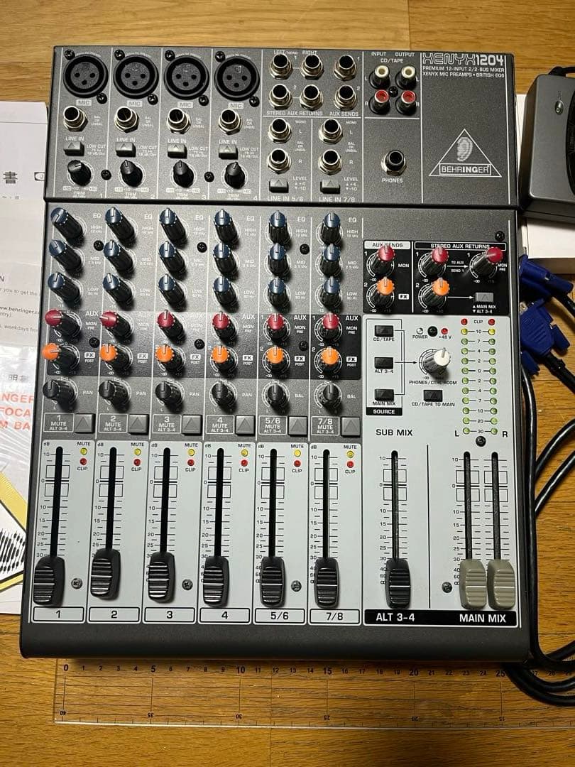 BEHRINGER XENYX 1204 アナログミキサー
