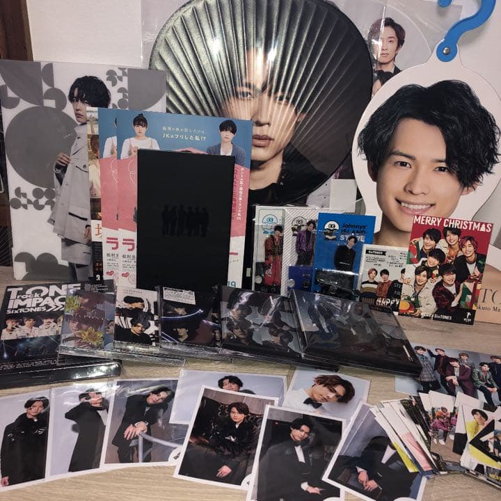 SixTONES 松村北斗 グッズ Amazon.co.jp: 松村北斗 SixTONES ストーンズ グッズ 1st Anniversary