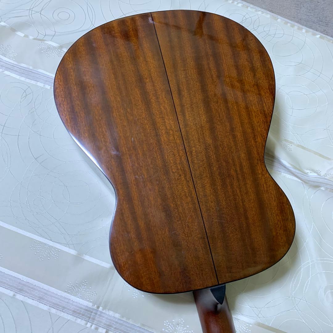 Morris MF-208 アコースティックギター少々小傷ありますが良い状態