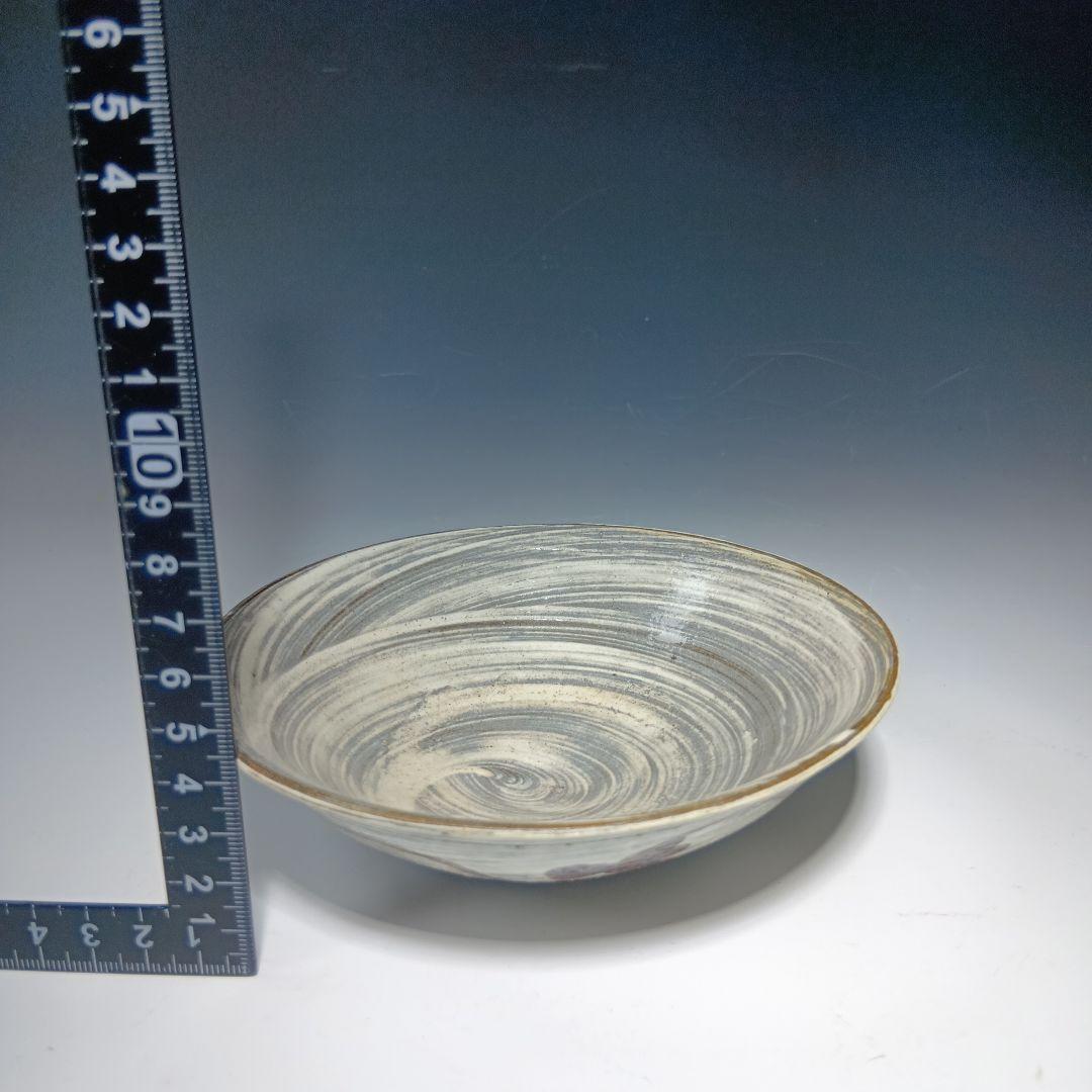 茶道具 13代太郎右衛門(本人)作 唐津 絵刷毛目平茶碗 共箱 美品 - メルカリ