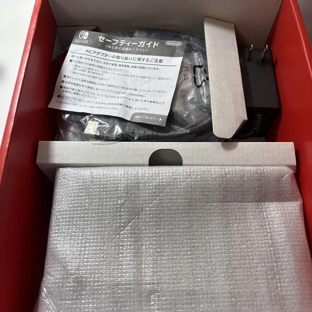 Nintendo Switch 本体 + Joy-Con + ACアダプター