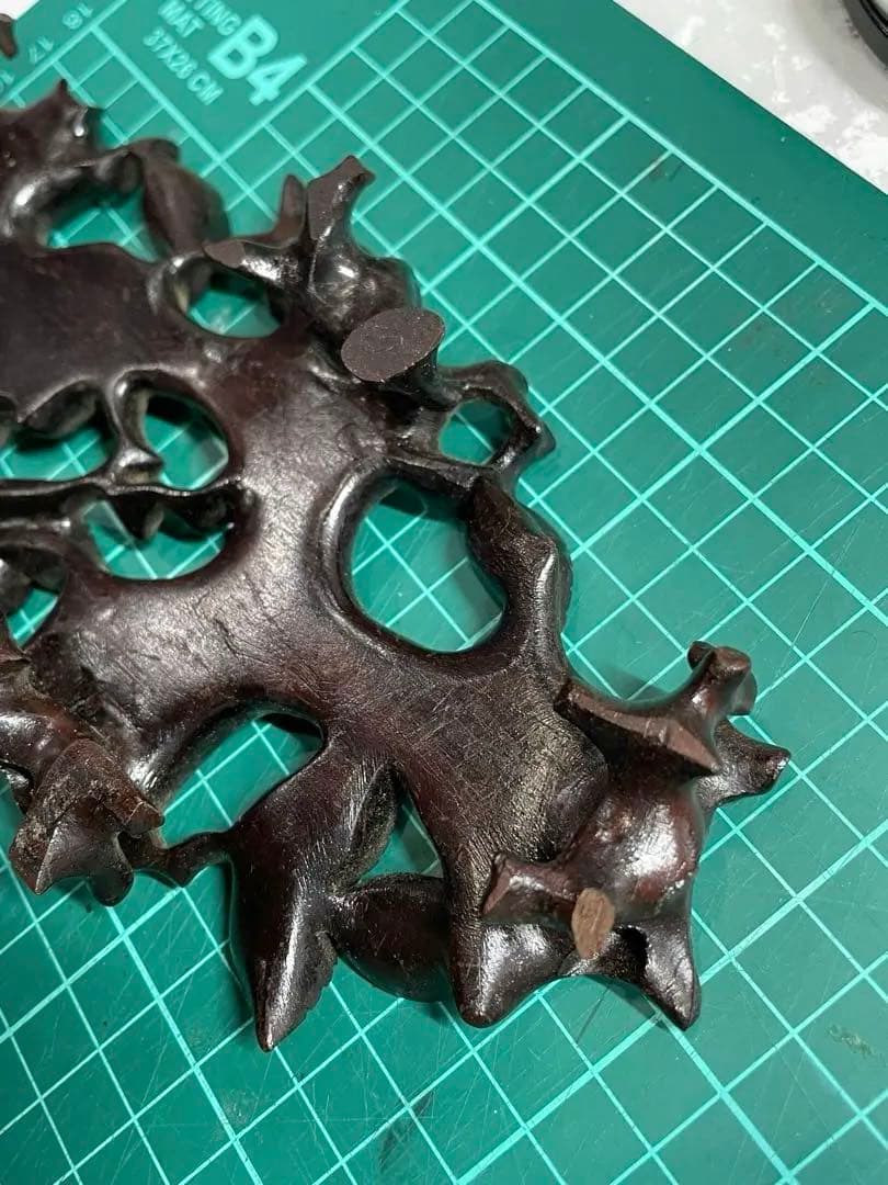 希少 中国骨董 美術品 翡翠 青島獅子 天然石 置物 年代物 台座付き 箱付き