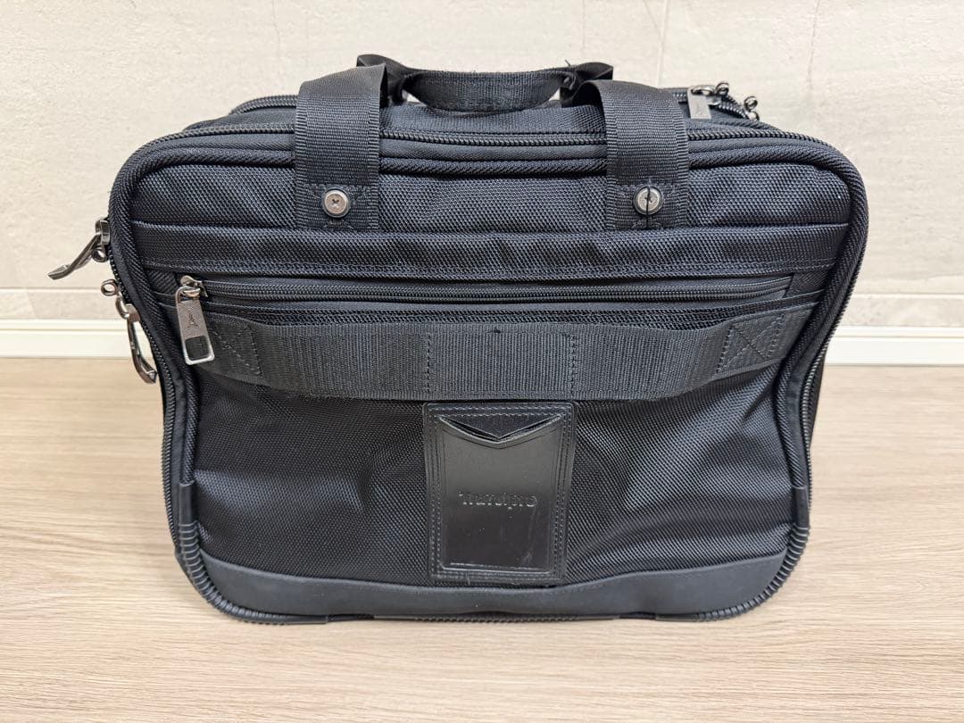 Travel Pro Flight Crew5ビジネスバッグ ナイロン　ブラック