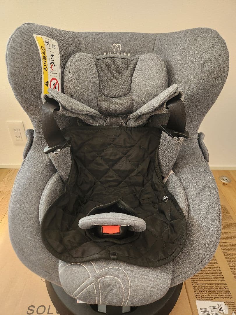 エールベベクルット5 oui　チャイルドシート