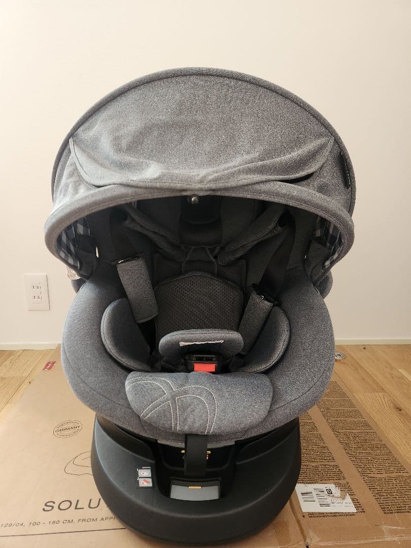 エールベベクルット5 oui　チャイルドシート