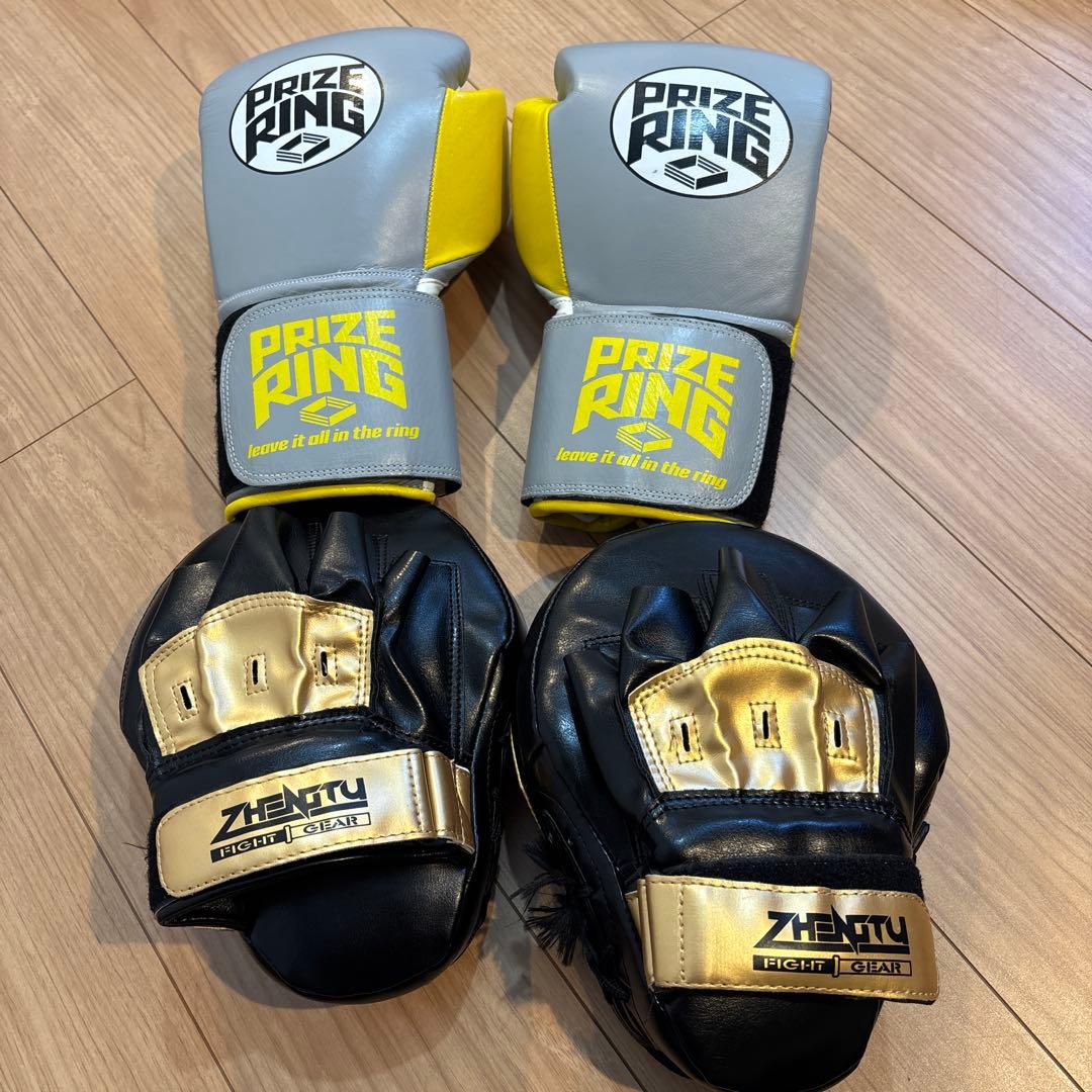 PRIZE RING ボクシンググローブ 14oz とパンチングミット PRIZE RING ボクシンググローブ 14oz とパンチングミット PRIZE RING