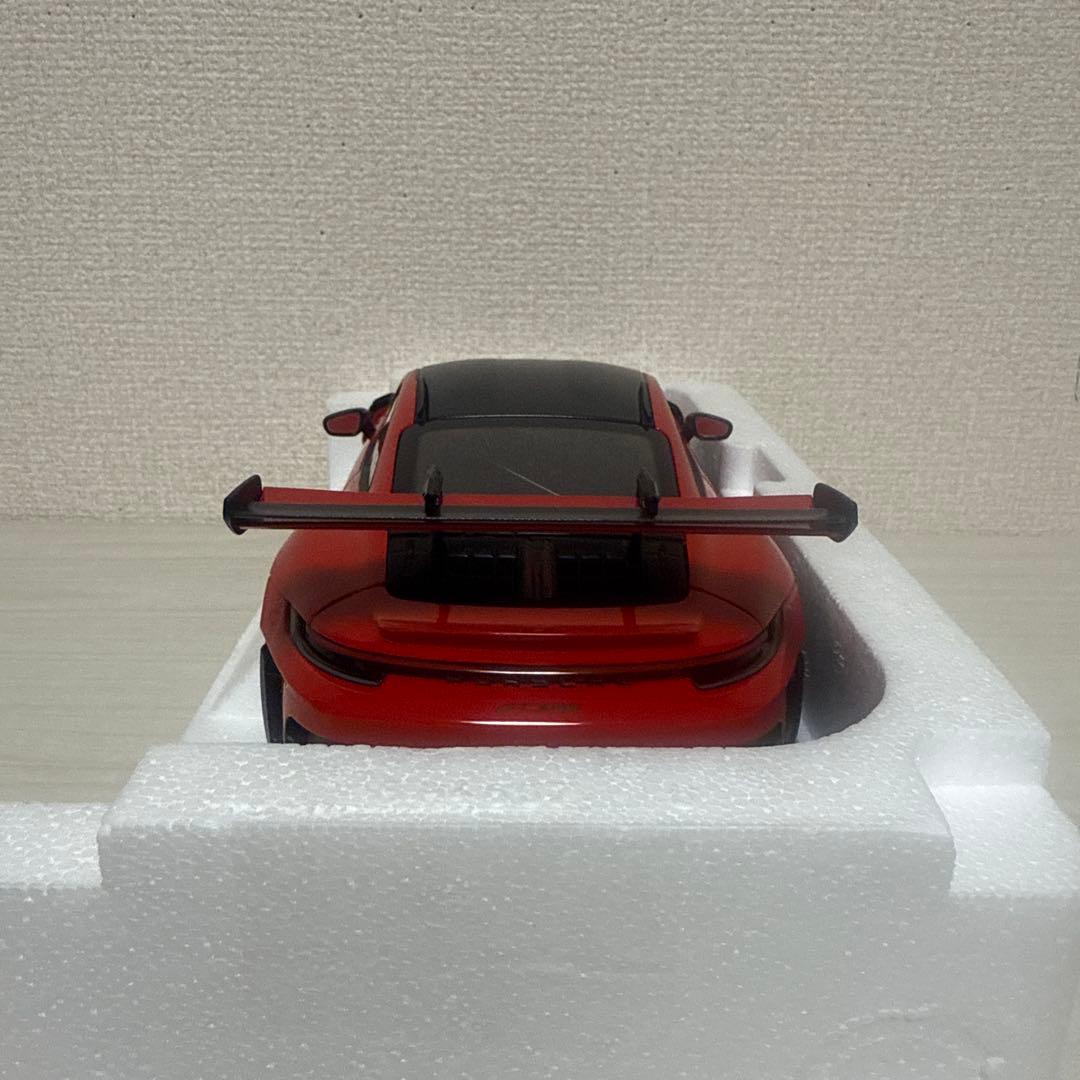 ノレブ 1/18 ポルシェ 992 GT3 RS ヴァイザッハ