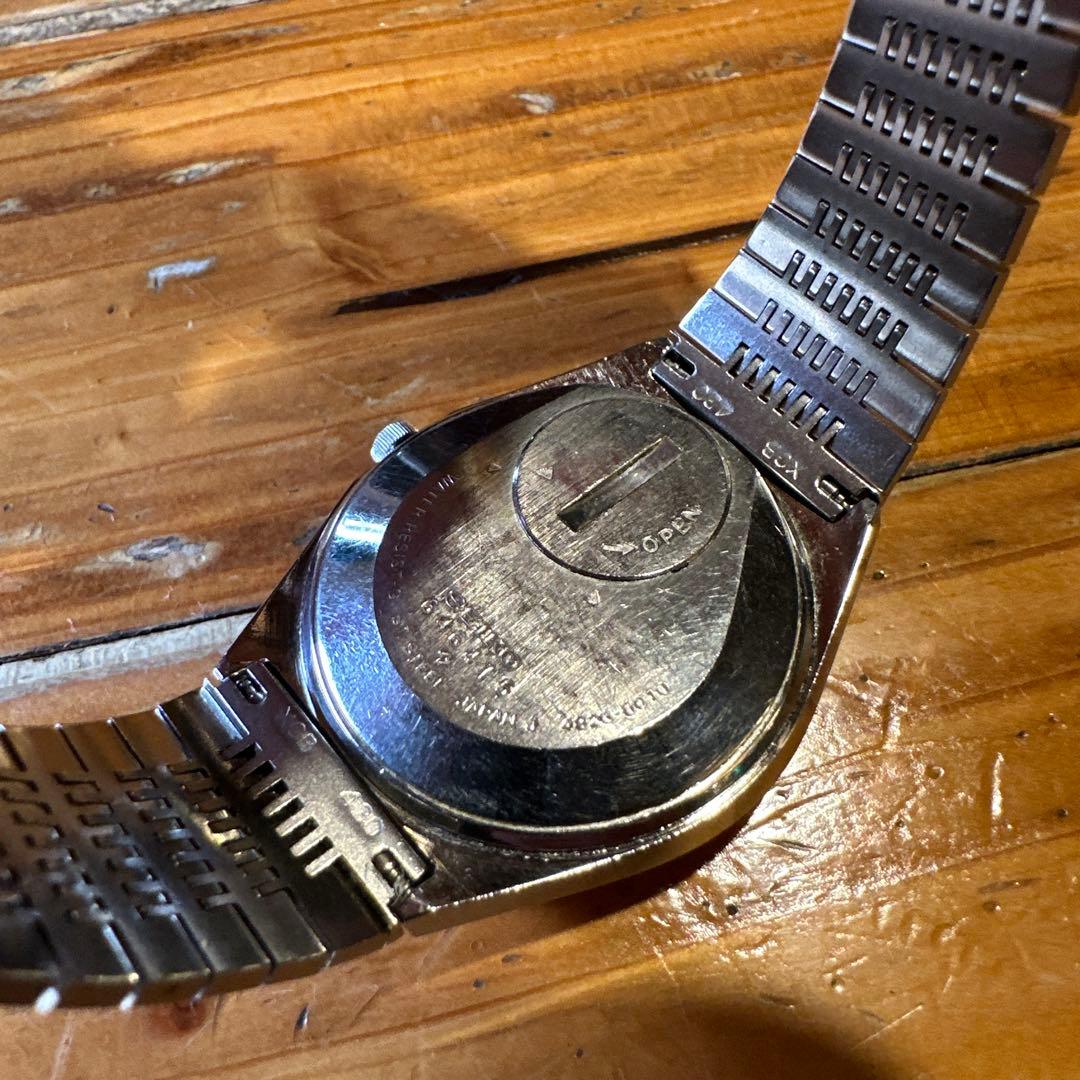 SEIKO キングクォーツ　腕時計 ブルー　稼動品　4823-8010 美品