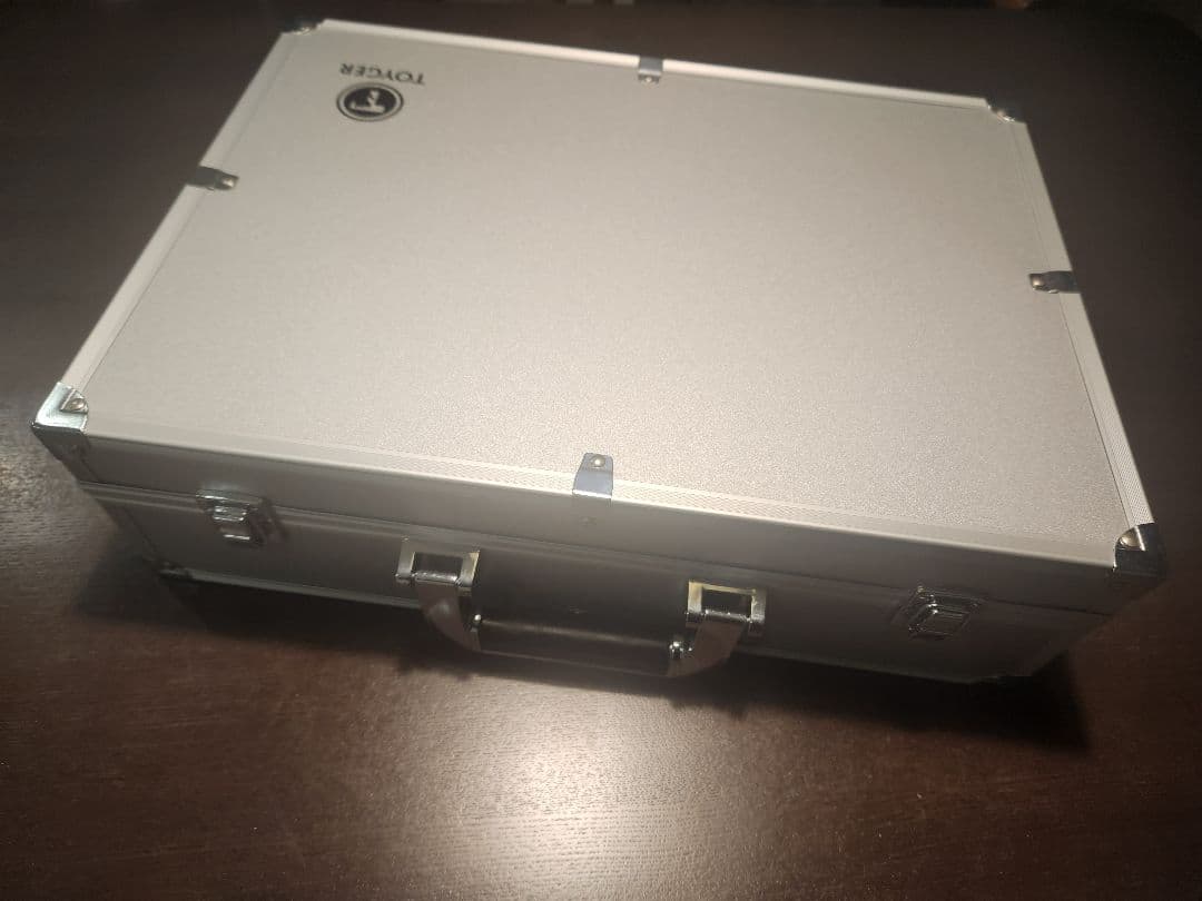 TOYGER CEO Storage アルミ製 アタッシュ ケース (シルバー) - メルカリ