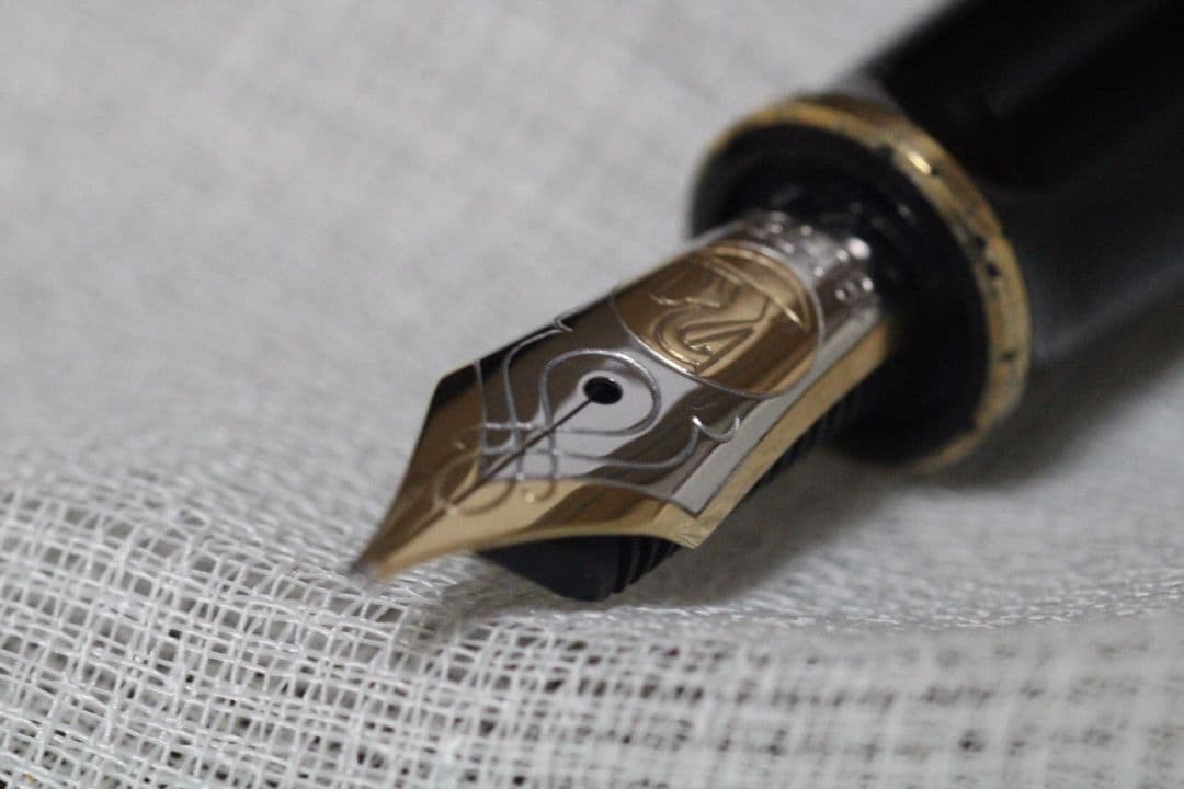 ジョニー様 専用ペリカン スーベレーン en刻印 m800 18c 750 M