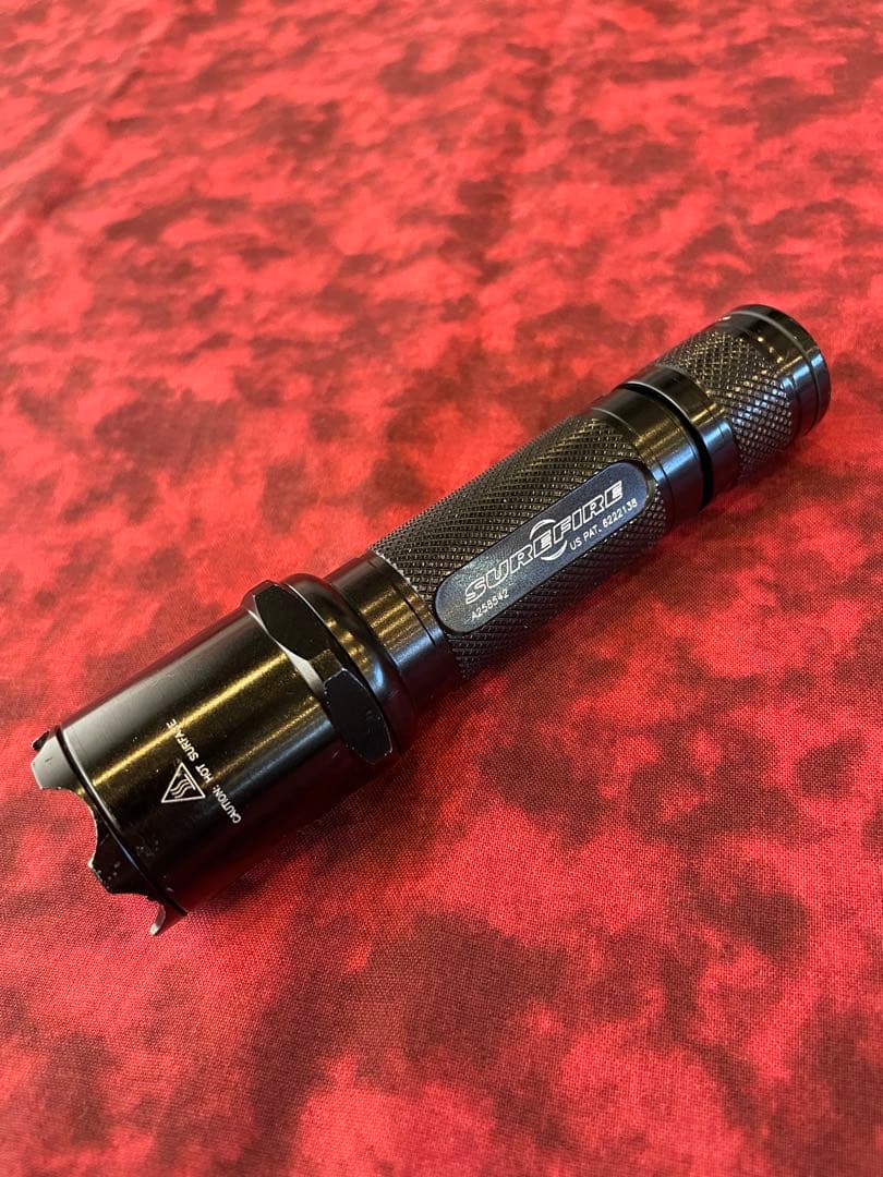 個人装備 SUREFIRE 6P DEFENDER SureFire 6P Defender Flashlight 6PD