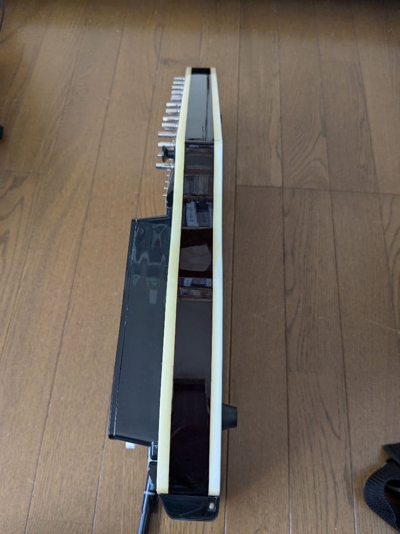 アリア　クロマハープAH-210S 中古品