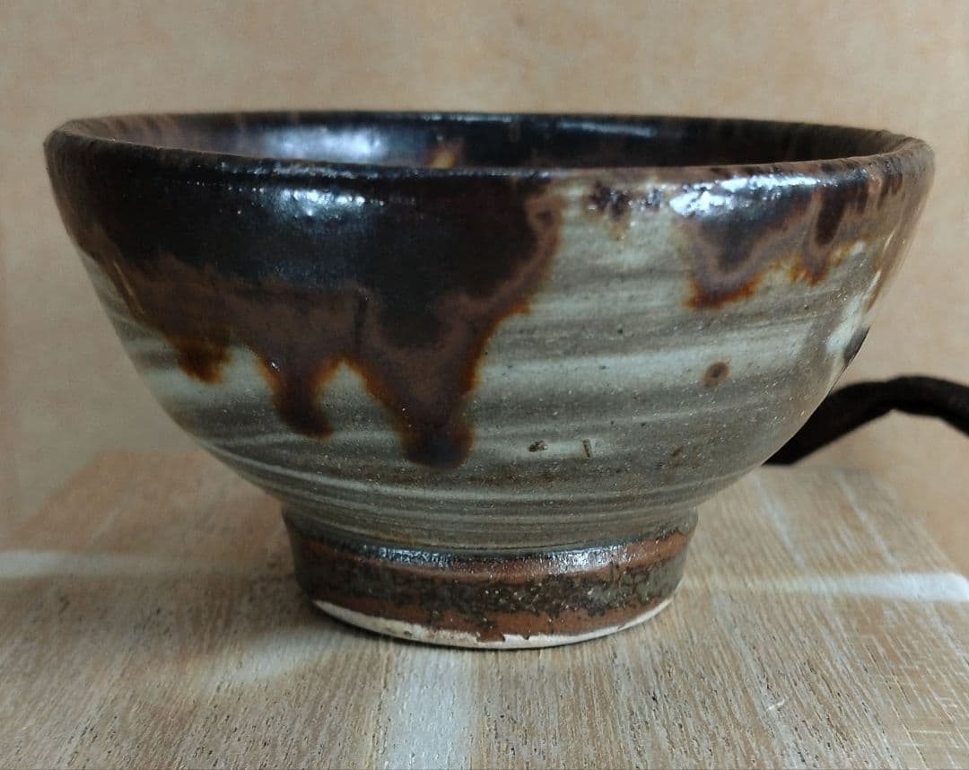 【本物保証】金城次郎 壷屋焼 ぐい呑 共箱 栞 人間国宝 壺屋焼 魚文ぐい呑