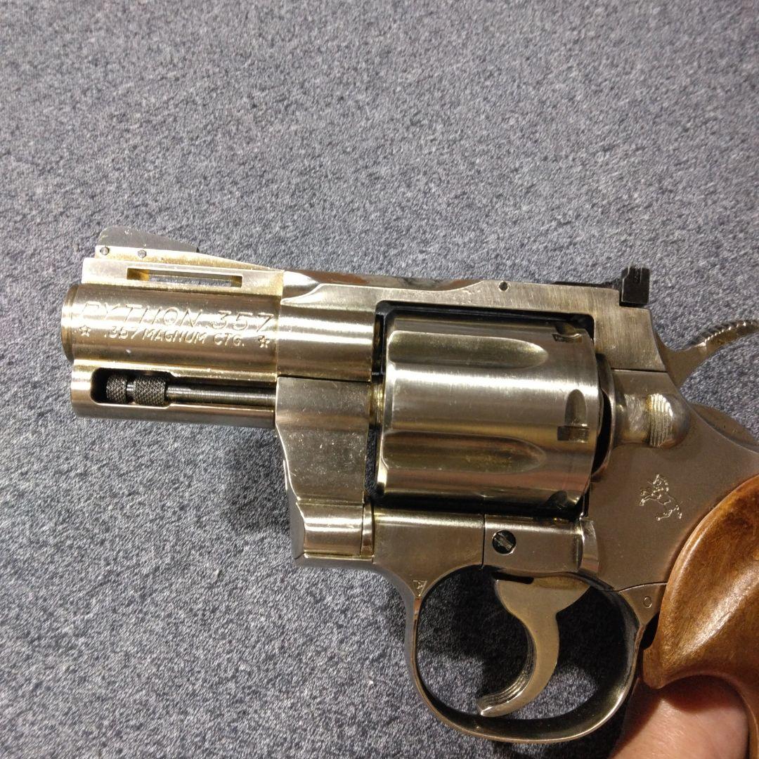 コクサイ　パイソン　2.5インチ金属製モデルガン　SMG規格　ジャンク品