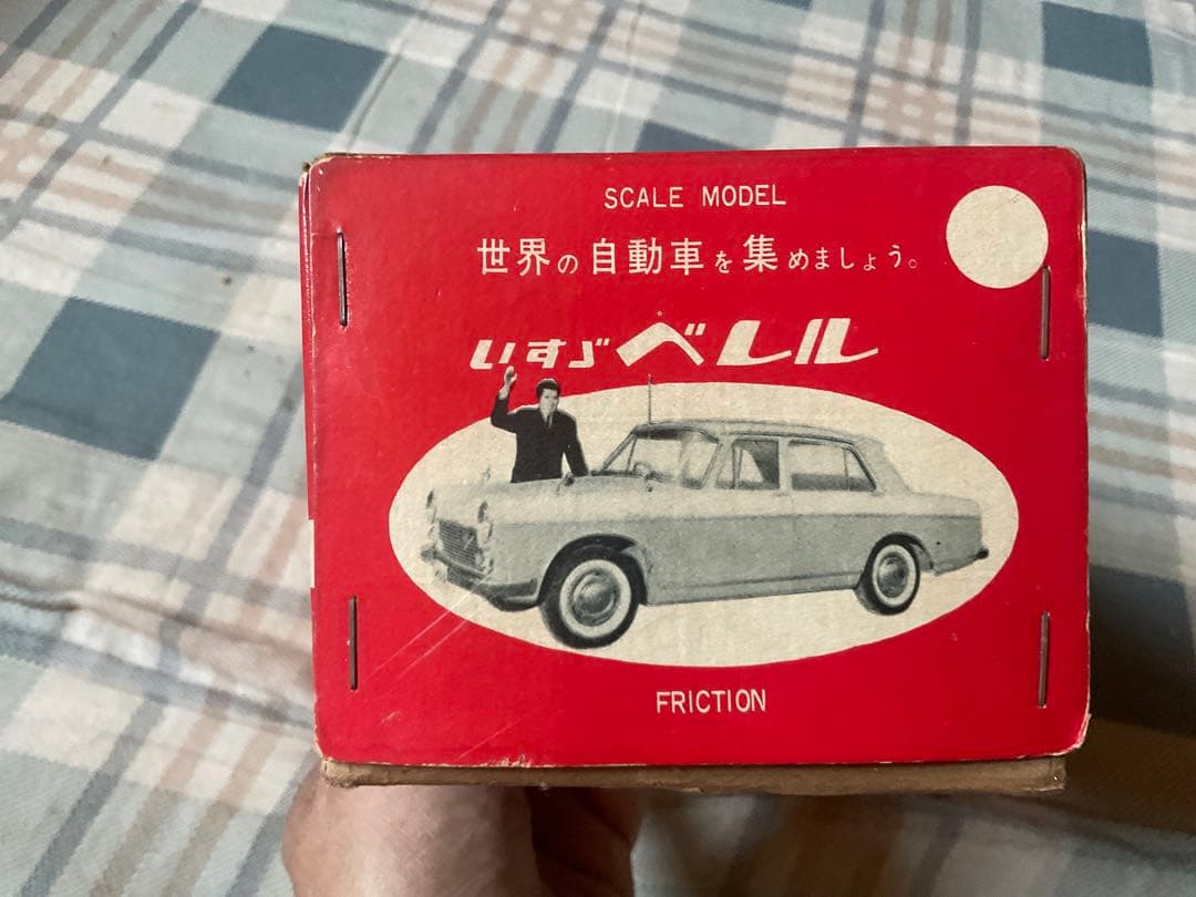 いすゞ・べレル／ブリキカー。バンダイ・ベイビー社製。【ミラー無し、僅かに錆その他