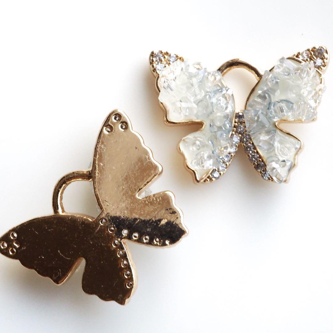 【Chikarin】天然水晶のバタフライモチーフネックレストップ