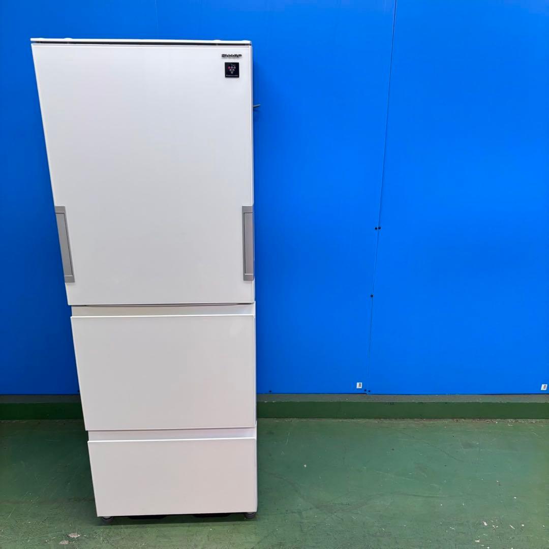 660 SHARP 大型冷蔵庫　どっちもドア　300L強　自動製氷　小型　格安