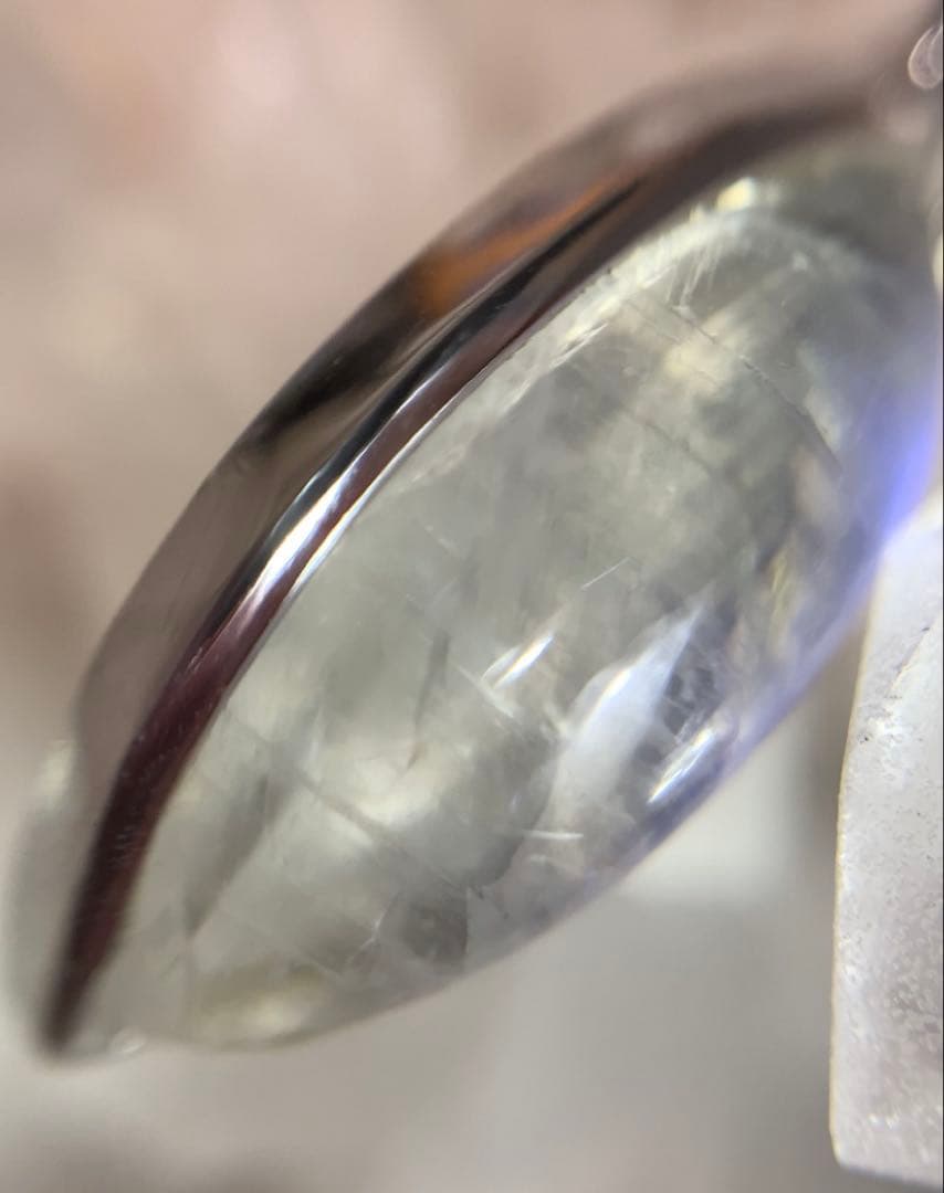 ⭐️eye様⭐️ 《ハイグレード》ホワイトラブラドライト　ペンダントトップ