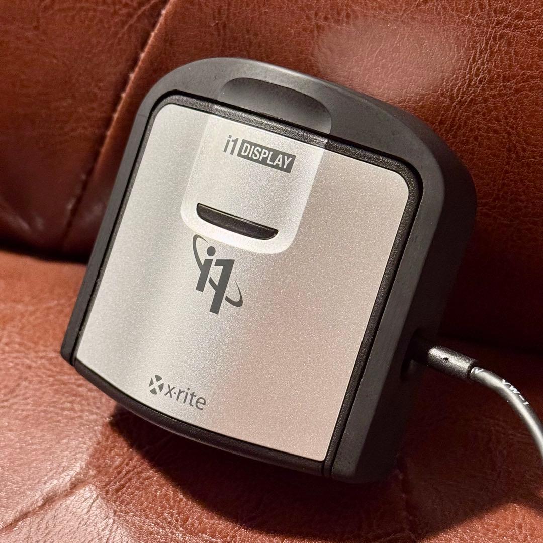 X-rite i1Display Pro キャリブレーションセンサー Amazon.co.jp: X-Rite。 : 家電＆カメラ