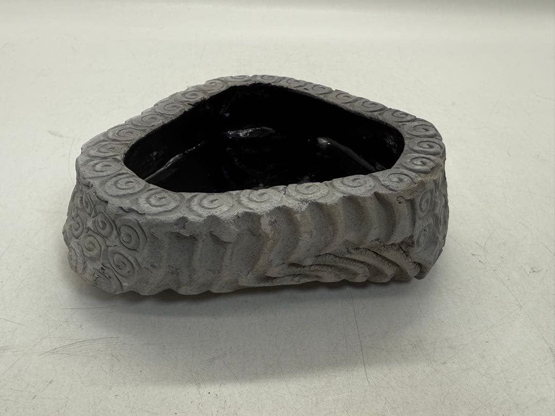 益子焼作家　坂田甚内作　深甚紋灰陶三角型小皿2点