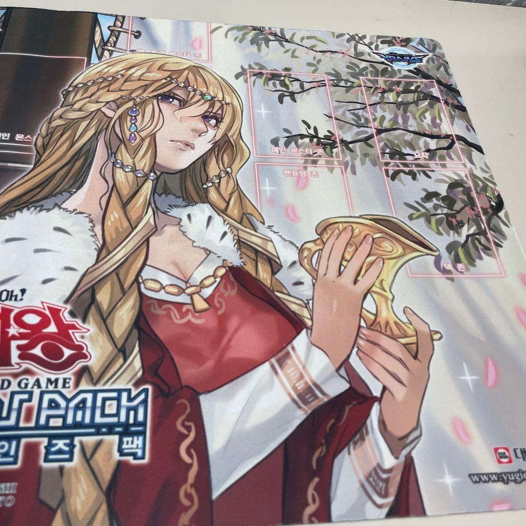 希少 公式 韓国　聖騎士の追想 イゾルデ プレイマット