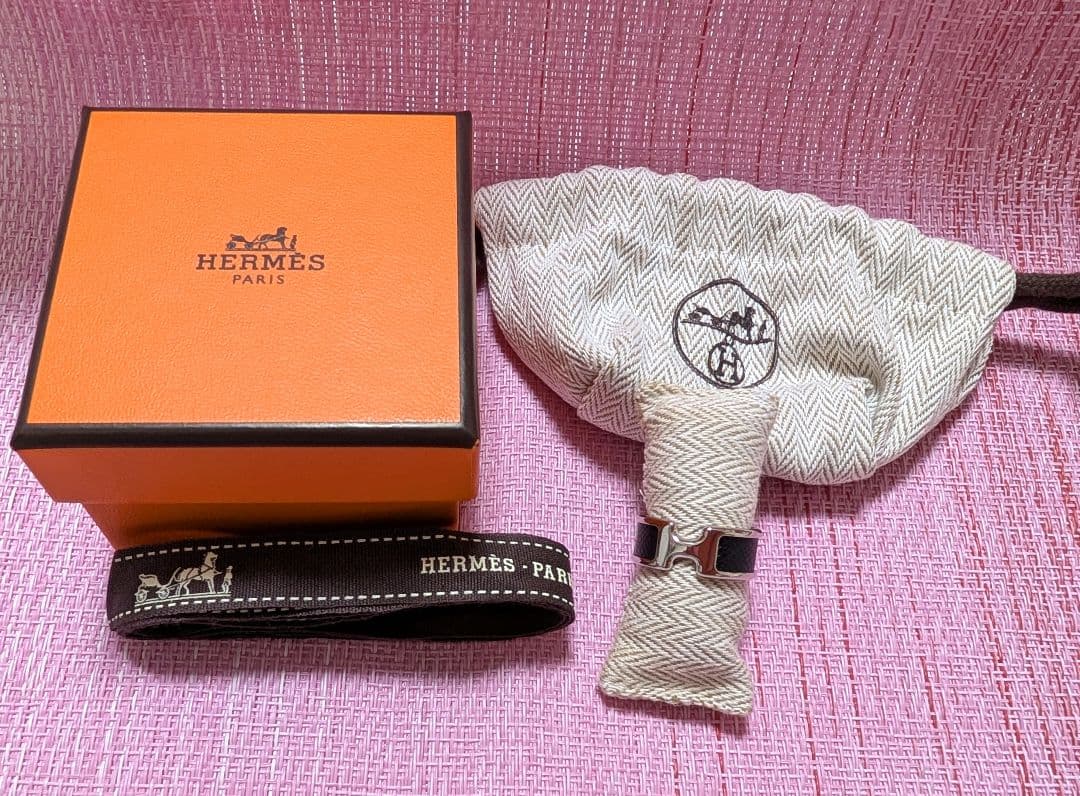 はなはな様【HERMES】リング《オランプ》黒×シルバー PM/M(13号相当)