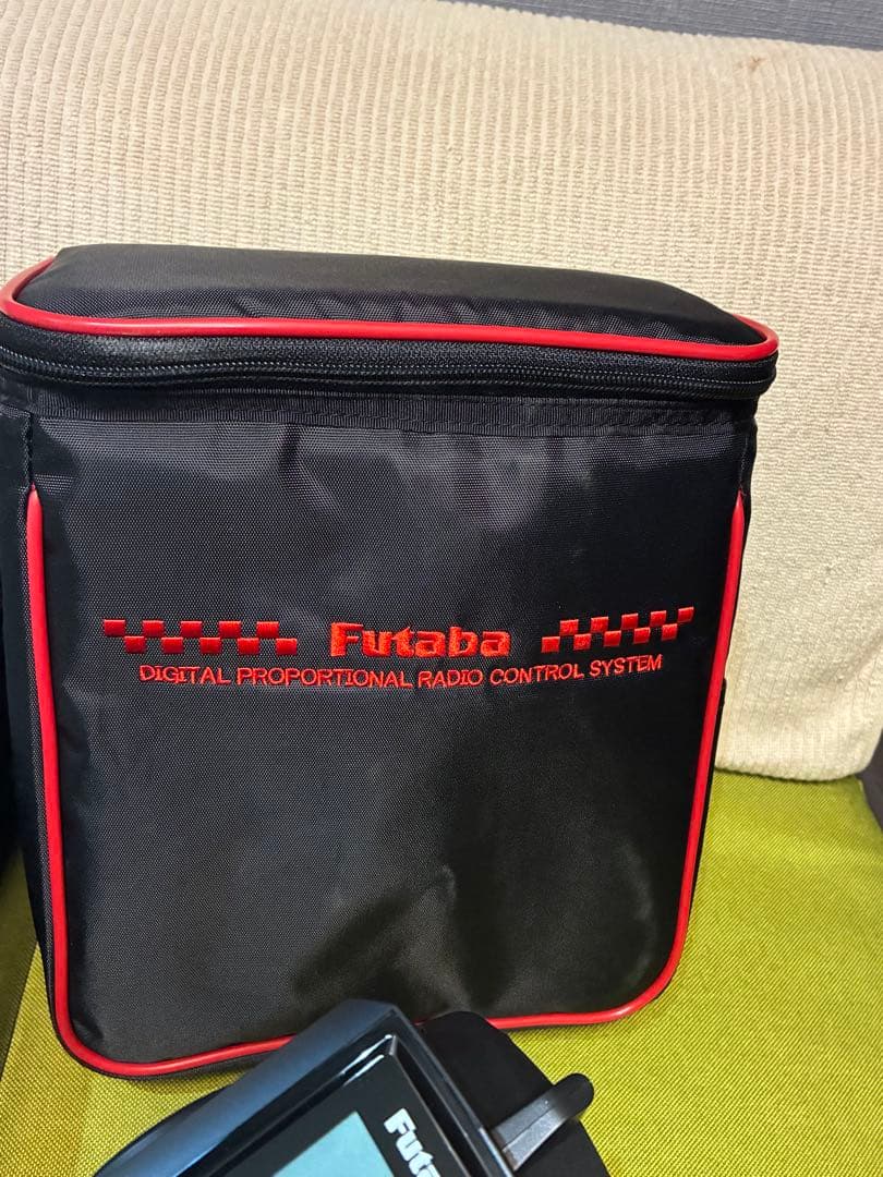 Futaba 4PM PLUS ほぼ新品 バッグ付 Futaba 4PM PLUS ほぼ新品 バッグ