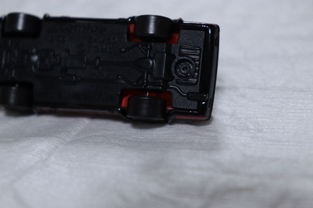 日本製　トミカ　三菱　ランサー　ターボ　アドバン　黒箱　NO.38