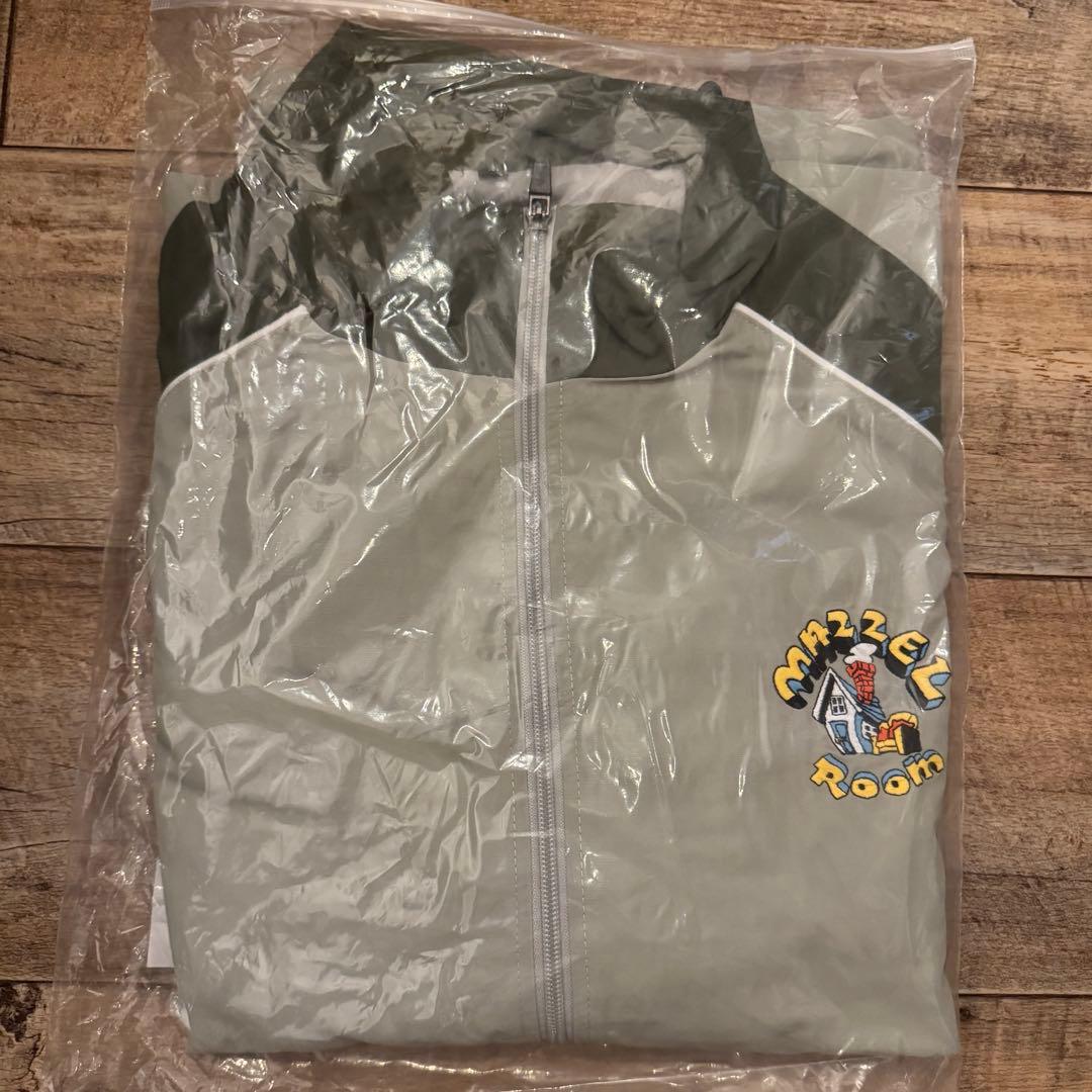 新品未開封 MAZZEL まぜべや トラックジャケット Mサイズ