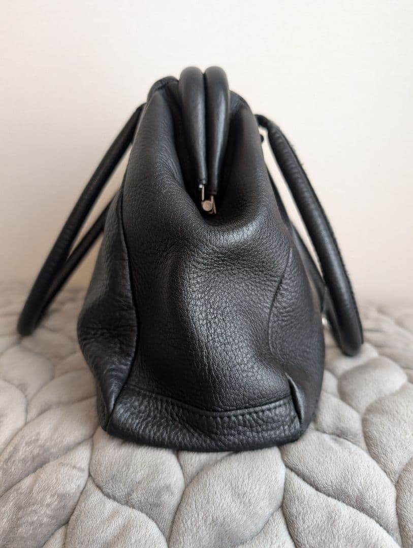 MADRIGAL マドリガル しっくりバッグ ブラック