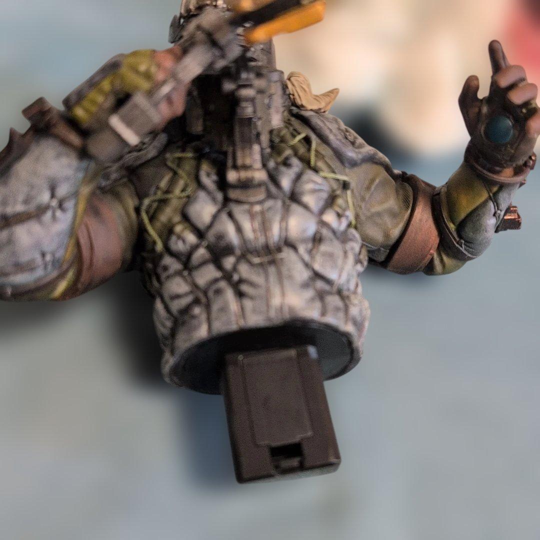 デッドスペース3 アイザック　コトブキヤ　スタチュー　1/6