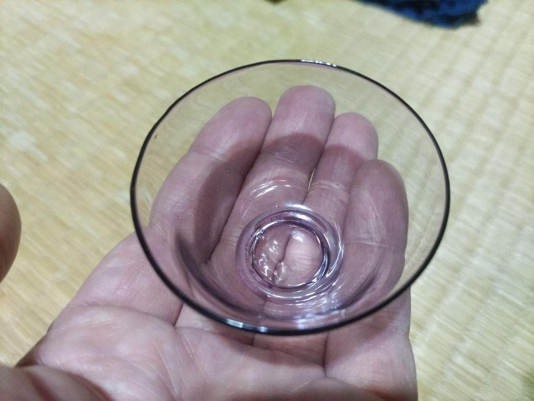 本日価格！！ 江戸硝子 吹きガラス 酒盃 紫 鉛ガラス 無傷 【2884309923】