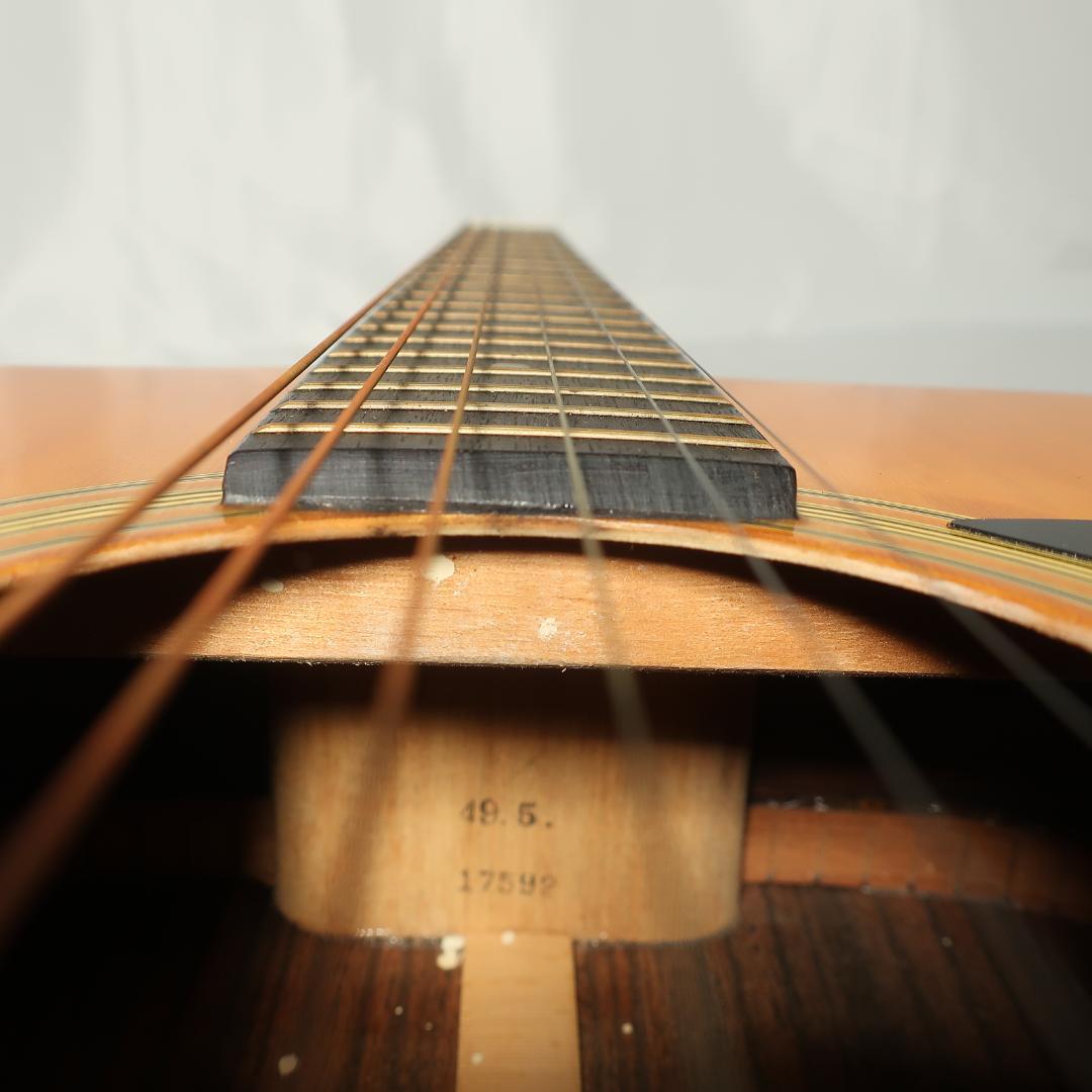 ARIA W200 アコースティックギター ハードケース付き 鍵付属 アリア