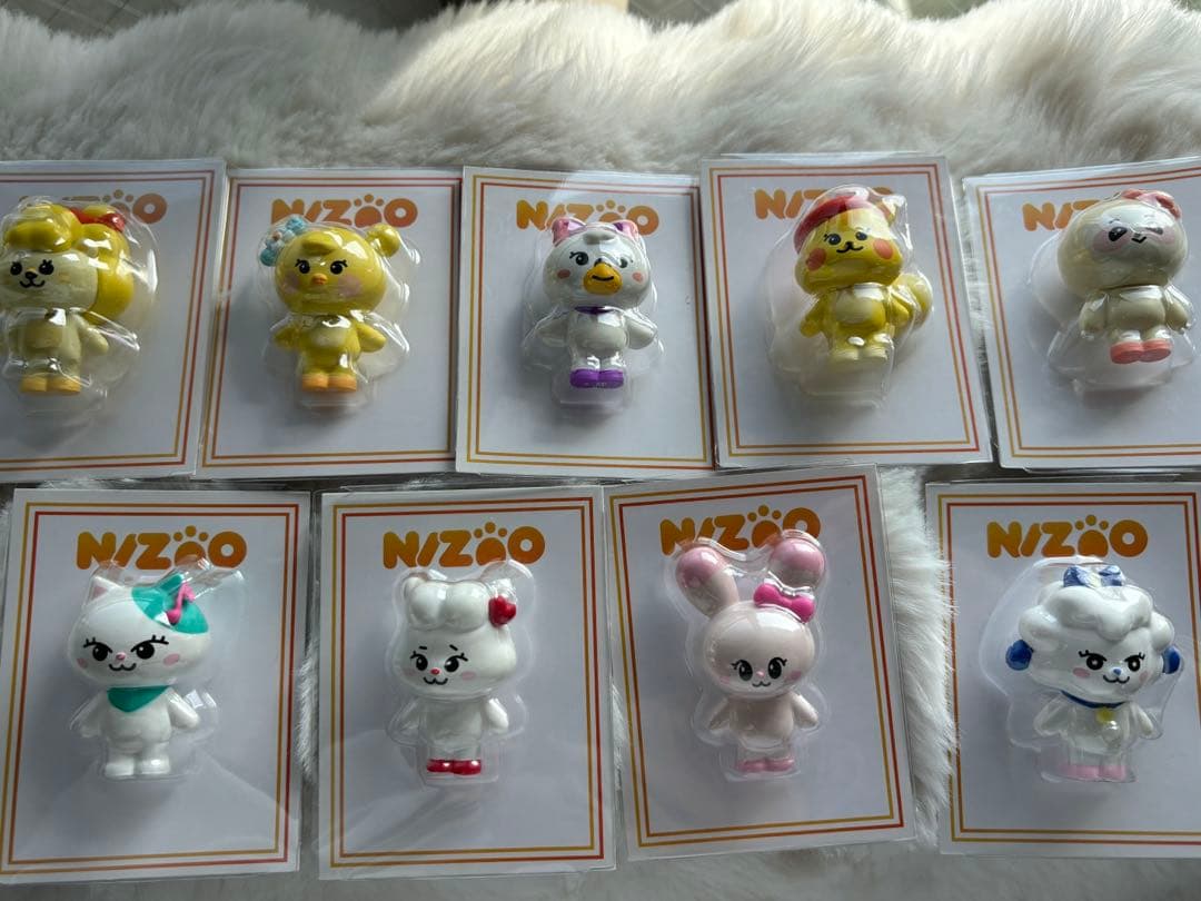 レア！niziU nizoo ミニチュアフィギュア 全種類 NIZOO – JYP JAPAN
