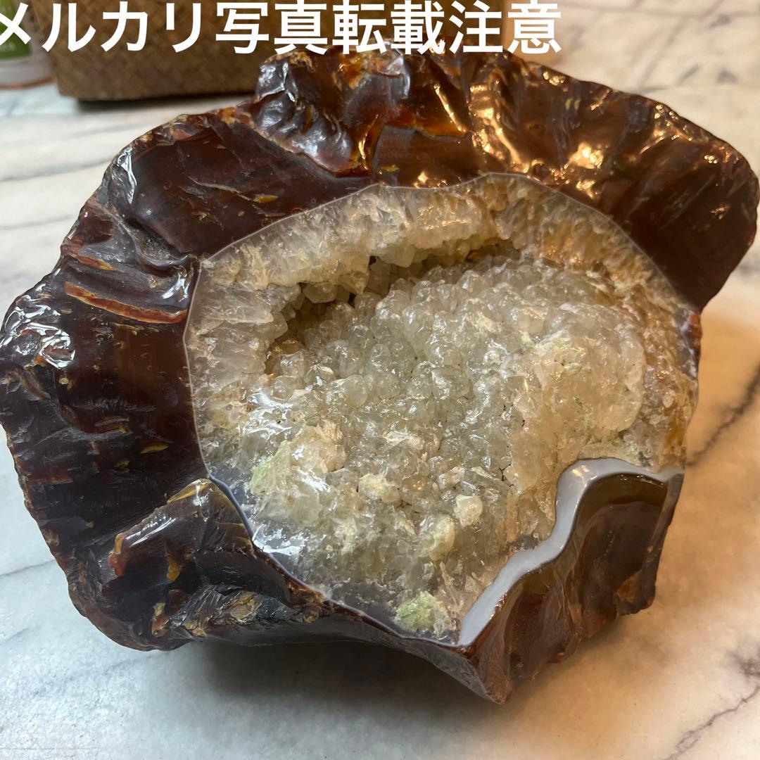 ⚠️注意‼️発送が特定の月末限定品　赤茶は魔を払う縁起の良い石　おすすめの古い原石 ⚠️注意‼️発送が特定月末の限定品 赤は魔を払う縁起