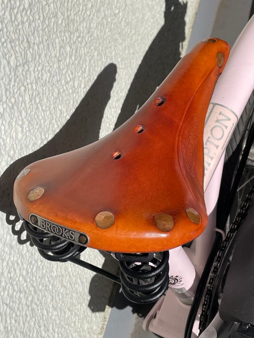 ブロンプトンM3L 希少チェリーブロッサム　ノーパンクタイヤ仕様