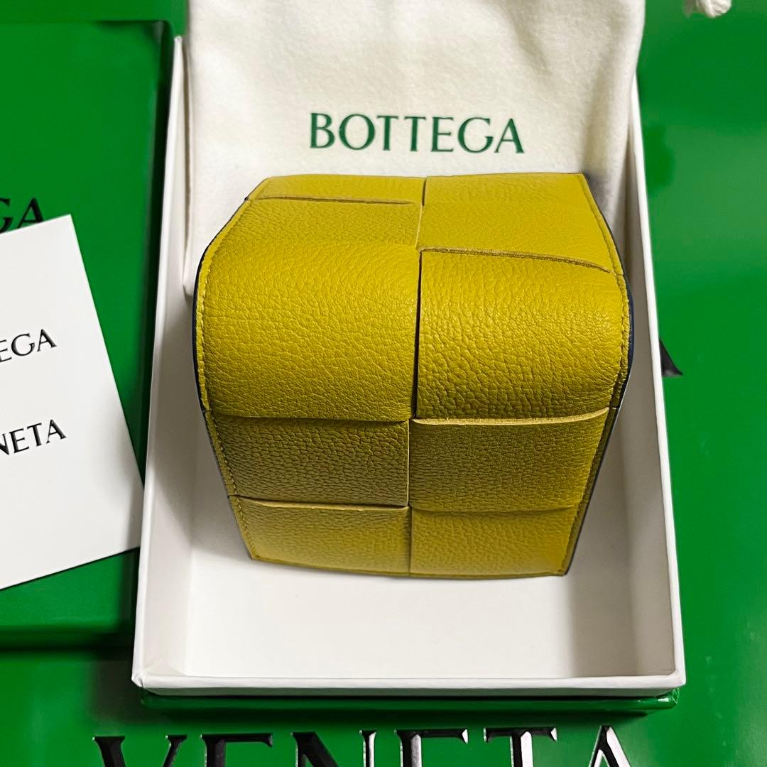 ボッテガヴェネタ 新品 カセット二つ折りウォレット限定色イエロー財布
