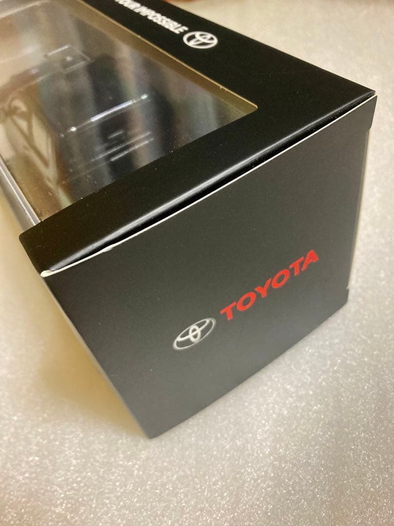 トヨタ　ハイラックス　アティチュード　ブラックマイカ　1 / 30 ミニカー