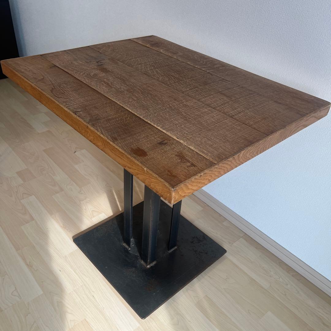 ビンテージテーブル カフェ　アイアン インテリア