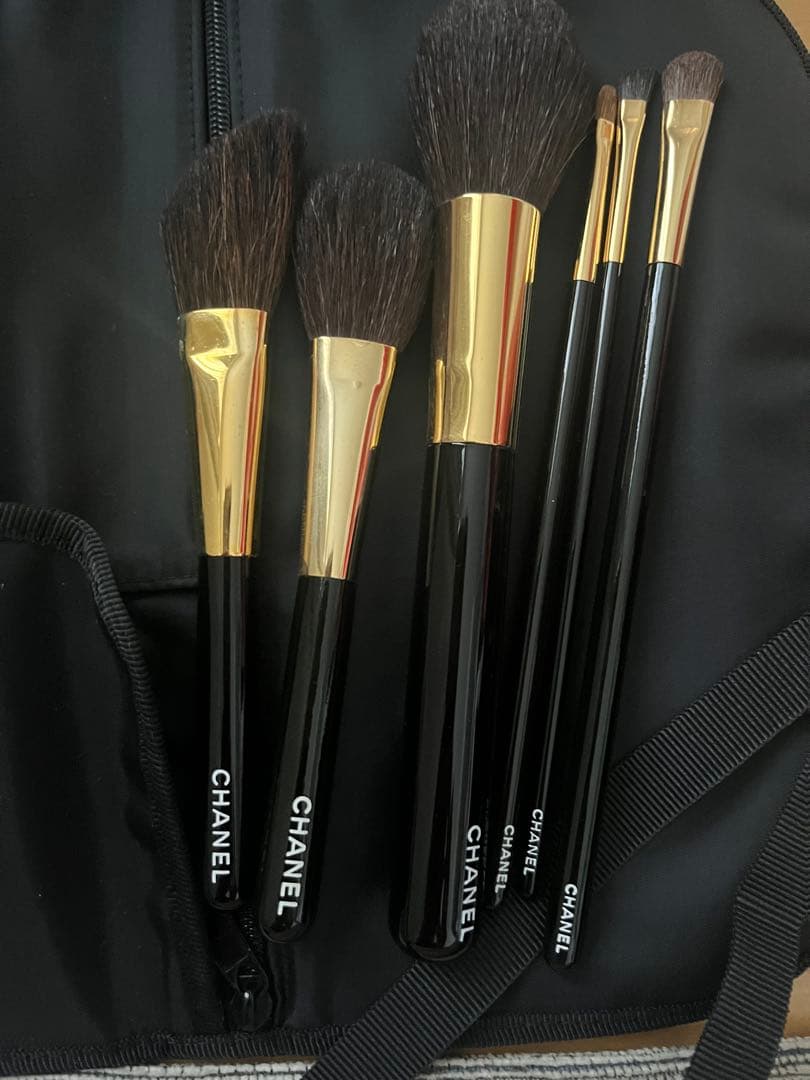 未使用　CHANEL シャネル　メイクブラシ　6本セット　定価22,000円