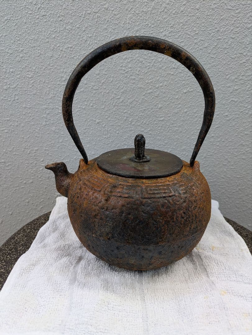鈴木盛久工房｜日の丸形鉄瓶（小・中・大）［南部鉄瓶・伝統的工芸品・