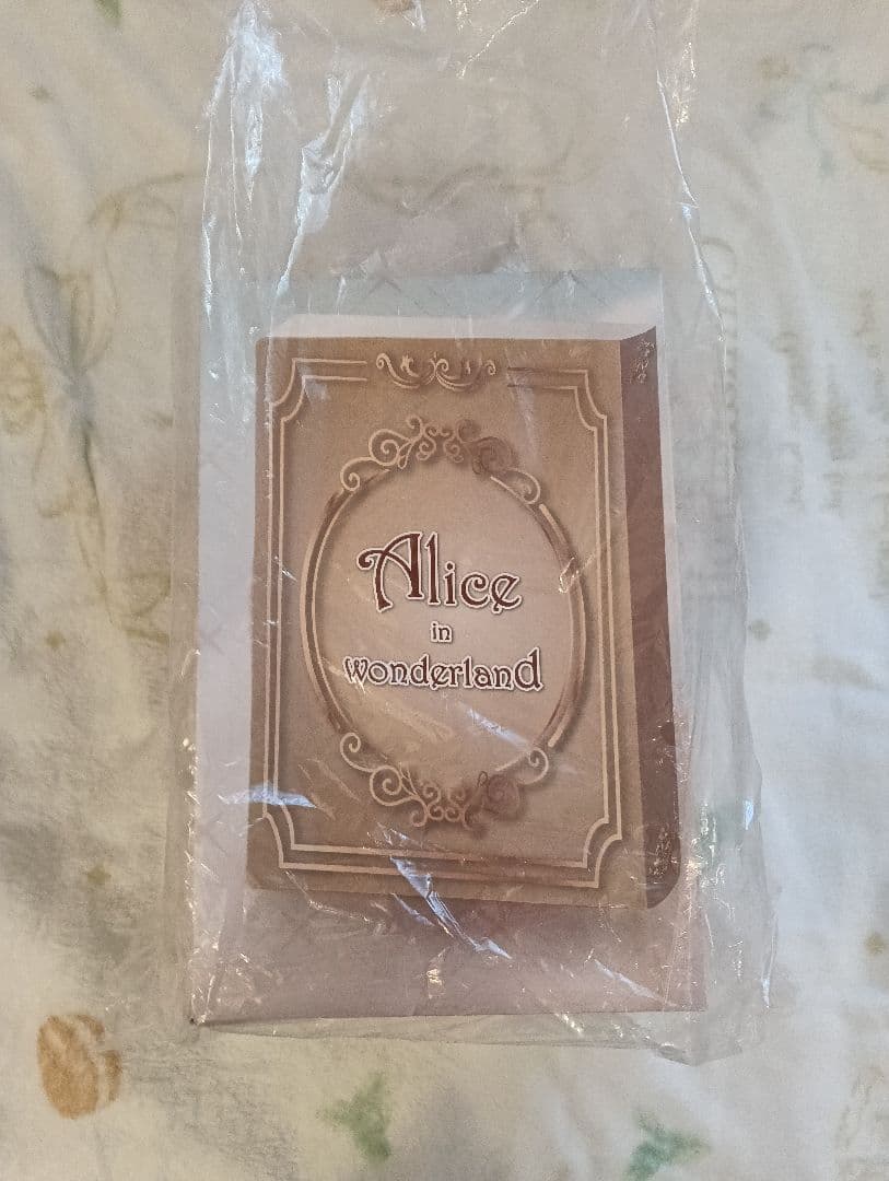 新品同様赤倉イラスト 不思議の国のアリスフィギュア初音ミク好きにロリィタメイド