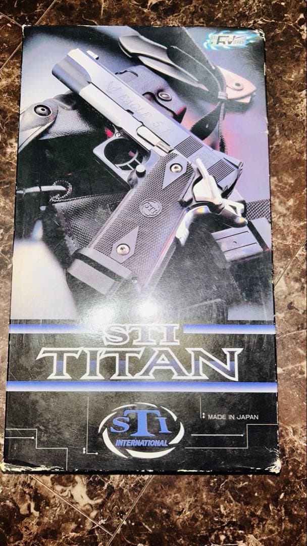 東京マルイ　モデルガン