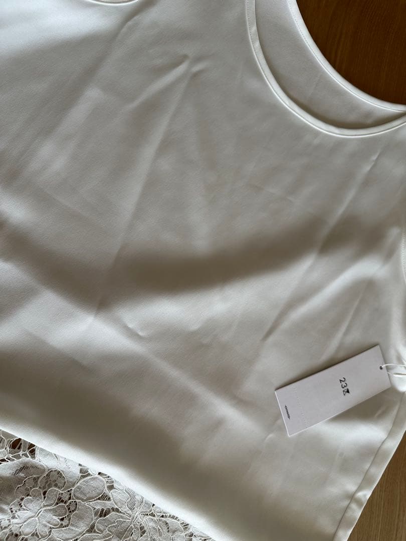 新品✳︎23区✳︎今期レースコンビストレッチ マット サテン インナー タンクトップ